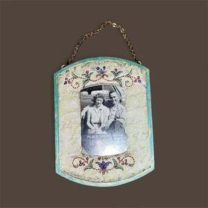 Hallmark A Family Is A Bridge 2003 Keepsake Ornament Picture Frame